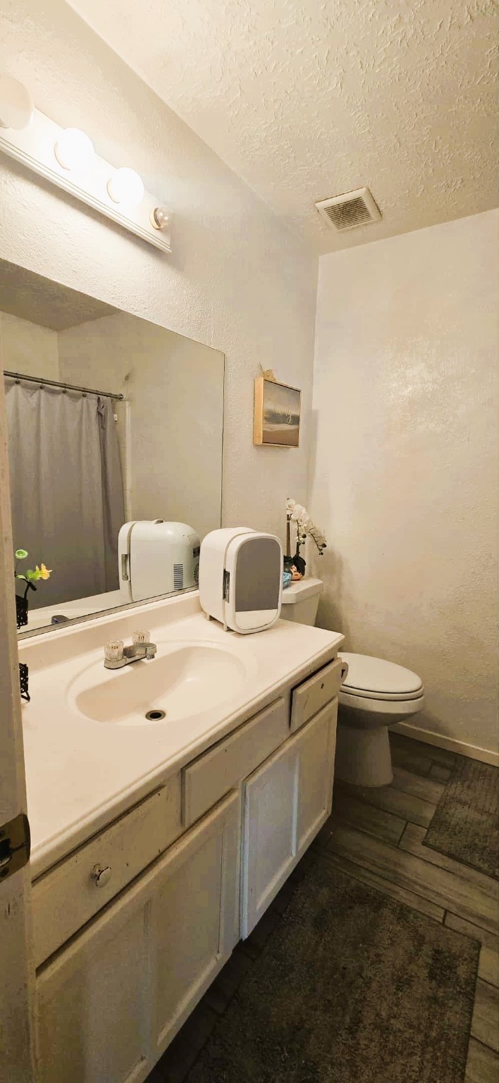 2303 Spring Dusk Drive Spring, TX 77373 - Photo 8 of 12 Guest restroom