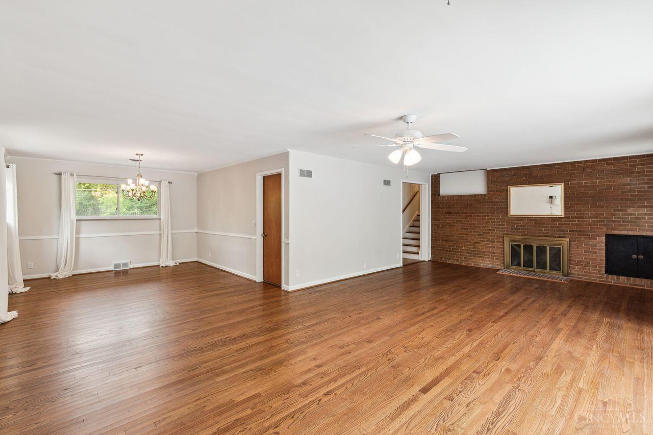 264 Fleming Road Wyoming, OH 45215 - Photo 5 of 24 Gallery Image 5