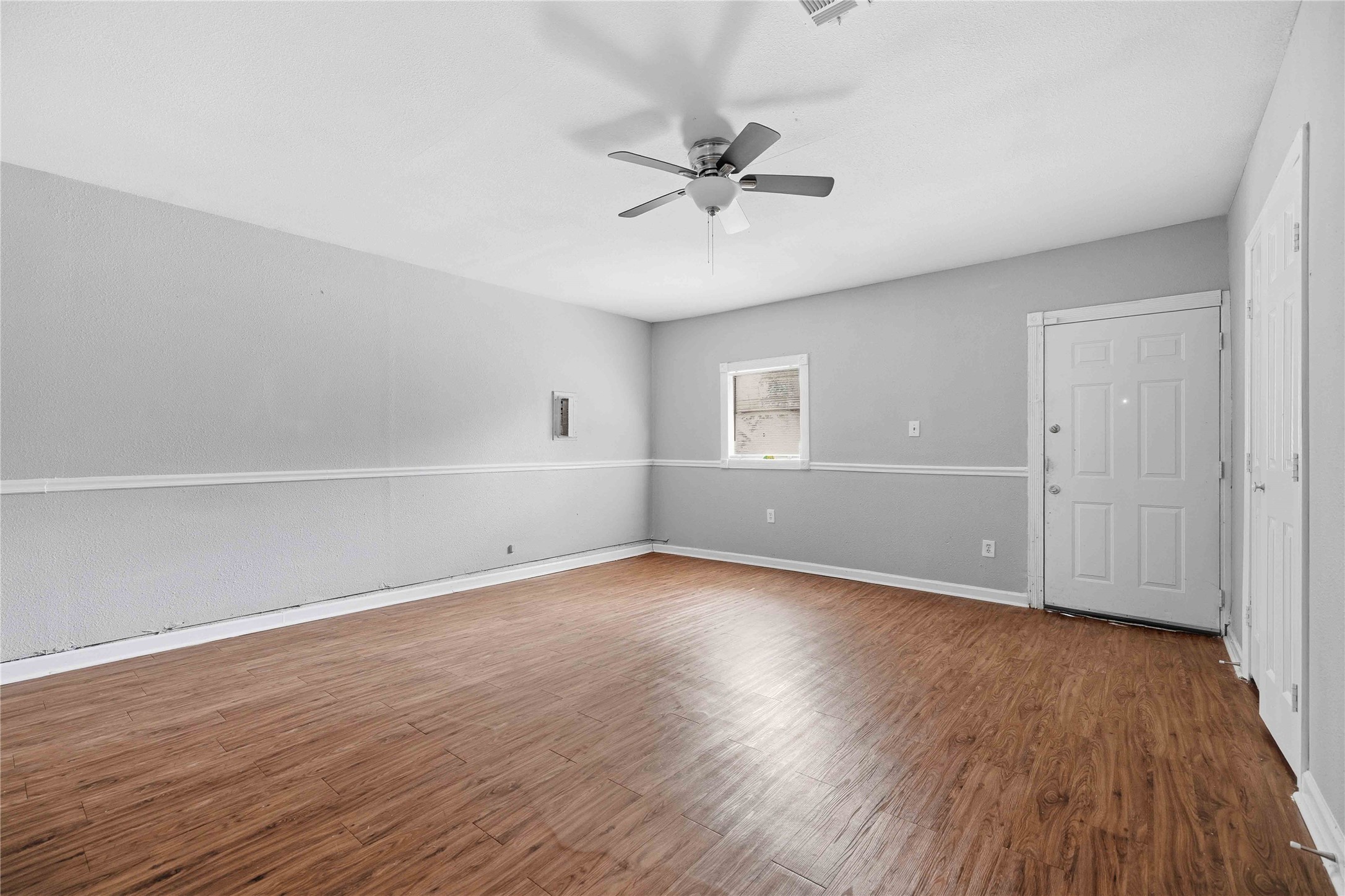 4502 Turnstone Drive Austin, TX 78744 - Photo 17 of 30