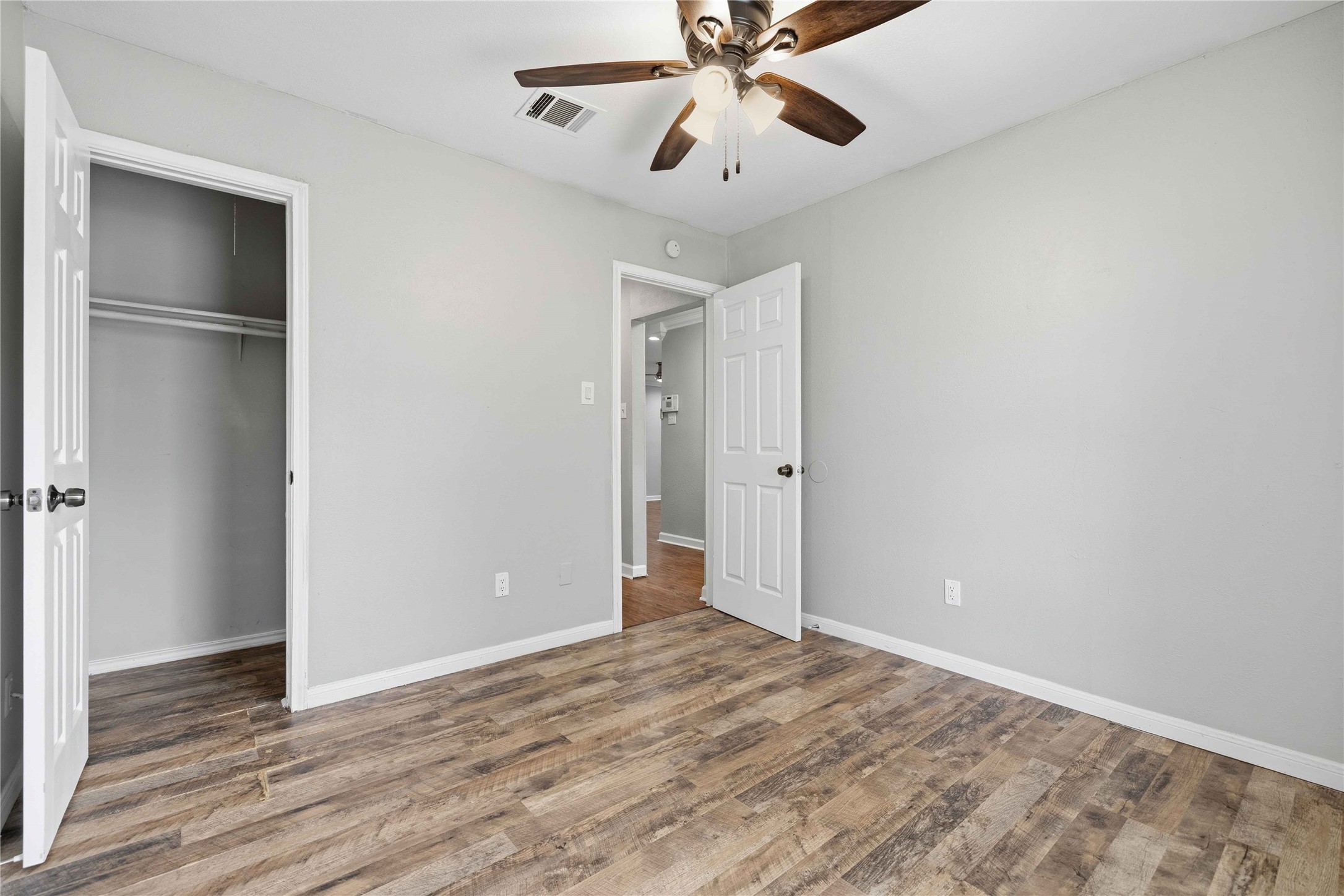 4502 Turnstone Drive Austin, TX 78744 - Photo 23 of 30
