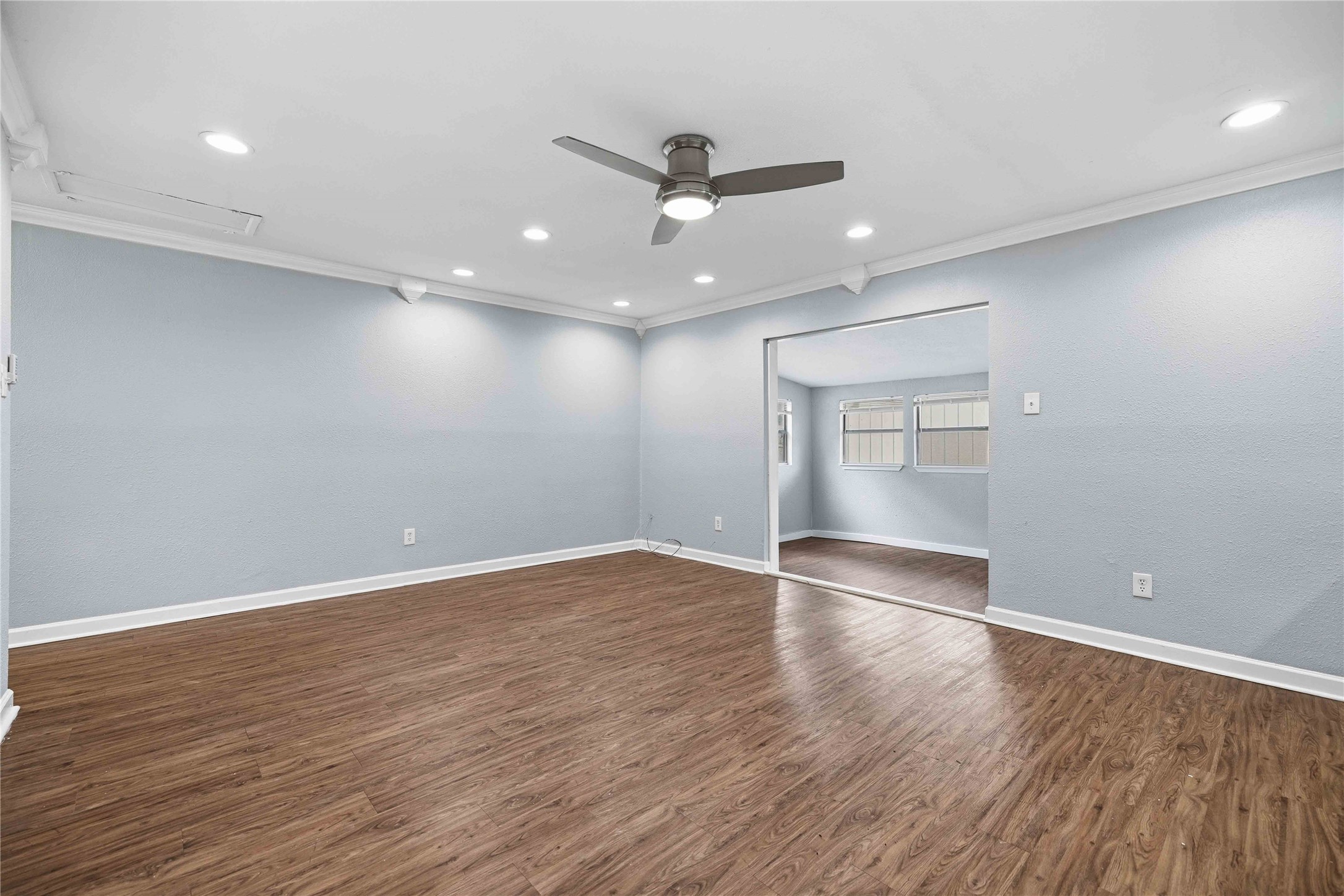 4502 Turnstone Drive Austin, TX 78744 - Photo 9 of 30