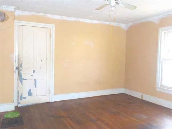 $65,000 | 58 Chapel Street, Mount Morris, NY 14510