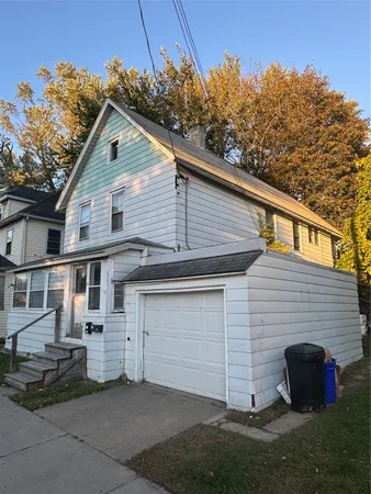 $1,200 | 60 Ely Street, Unit 1, Binghamton, NY 13904