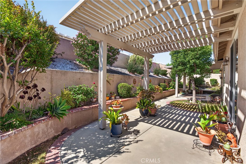 5001 Rio Bravo Drive Banning, CA 92220 - Photo 31 of 38 Backyard