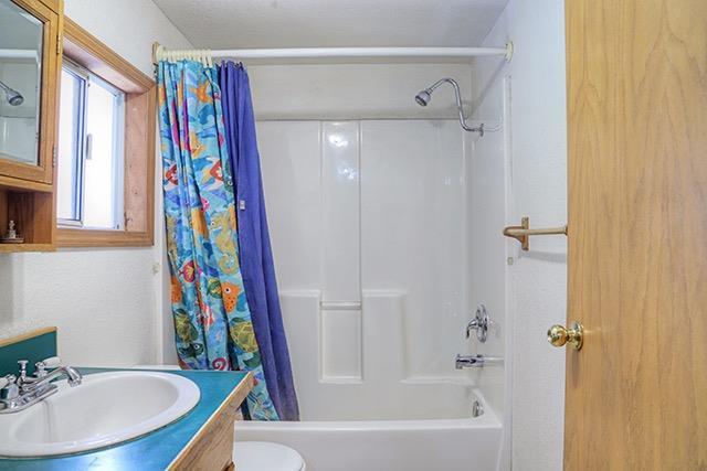 195 Cheslock Road Grants Pass, OR 97527 - Photo 14 of 27 Additional Photo
