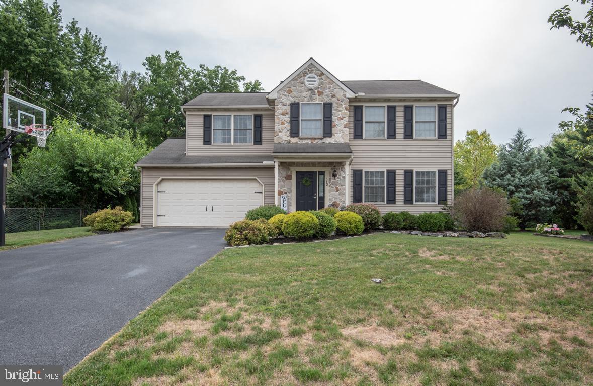 312 North New Street Lititz, PA 17543 - Photo 1 of 42 Front