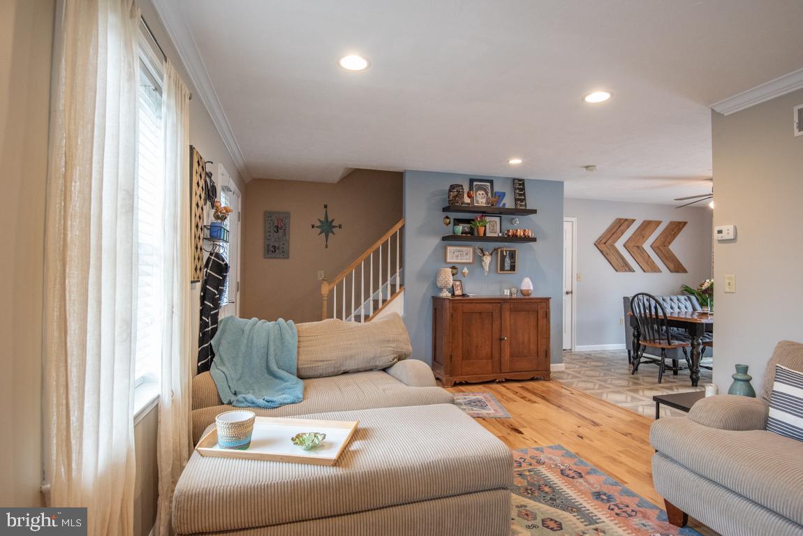 312 North New Street Lititz, PA 17543 - Photo 11 of 42 Living Room