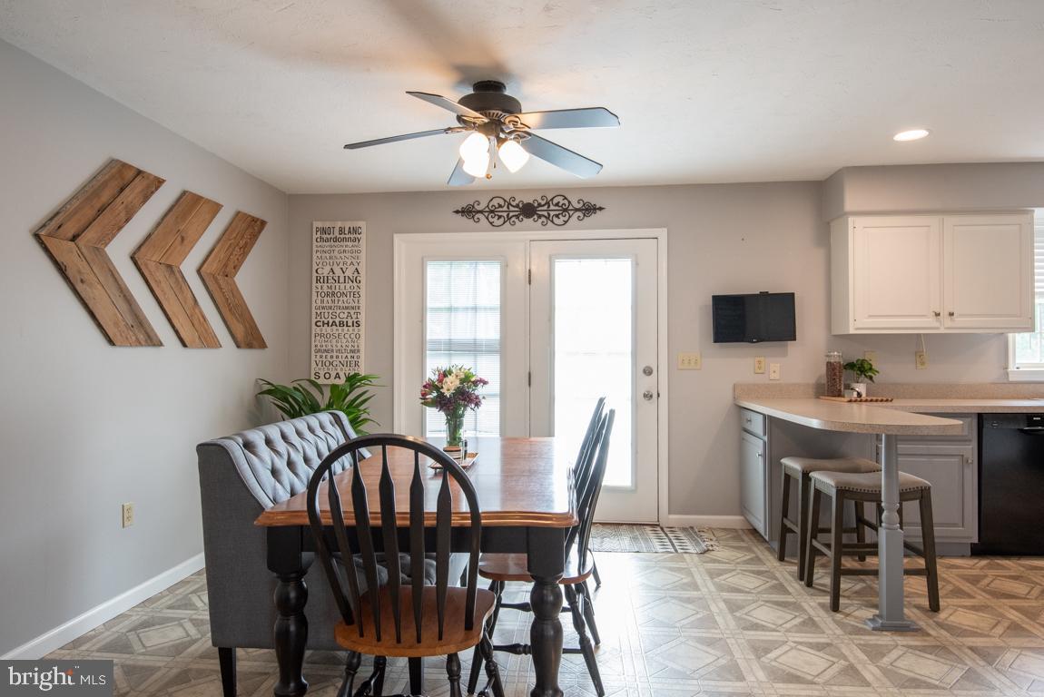 312 North New Street Lititz, PA 17543 - Photo 12 of 42 Dining
