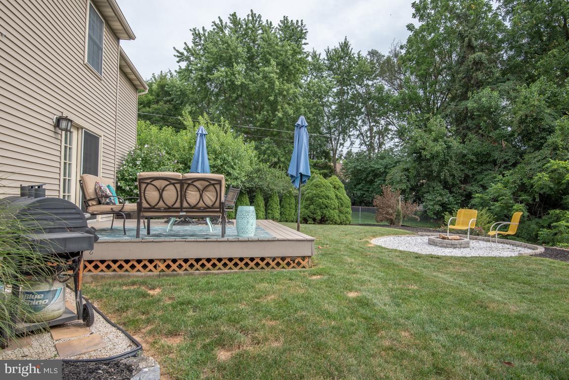 312 North New Street Lititz, PA 17543 - Photo 39 of 42 Yard