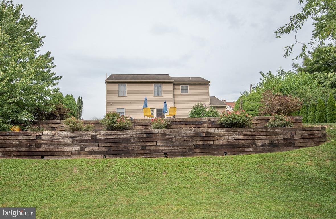 312 North New Street Lititz, PA 17543 - Photo 41 of 42 Rear