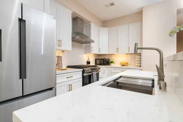 $1,133,888 | 3769 Finnian Way, Dublin, CA 94568