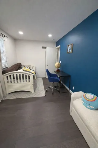 $3,500 | 1065 Hiawatha Drive, Elgin, IL 60120