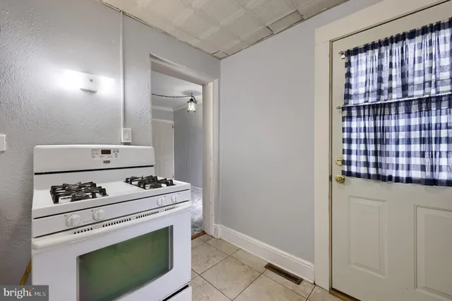 $234,900 | 654 New Holland Avenue, Lancaster, PA 17602