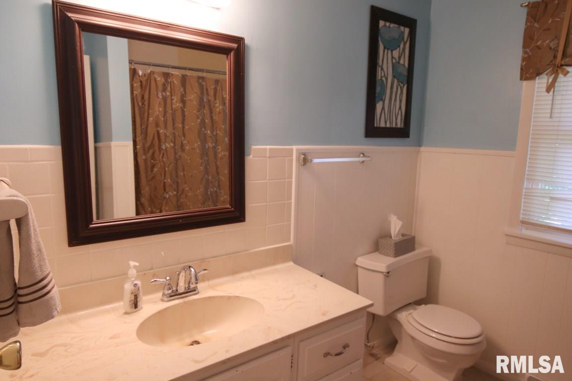 702 Westgate Road Washington, IL 61571 - Photo 16 of 27 Gallery Image 16