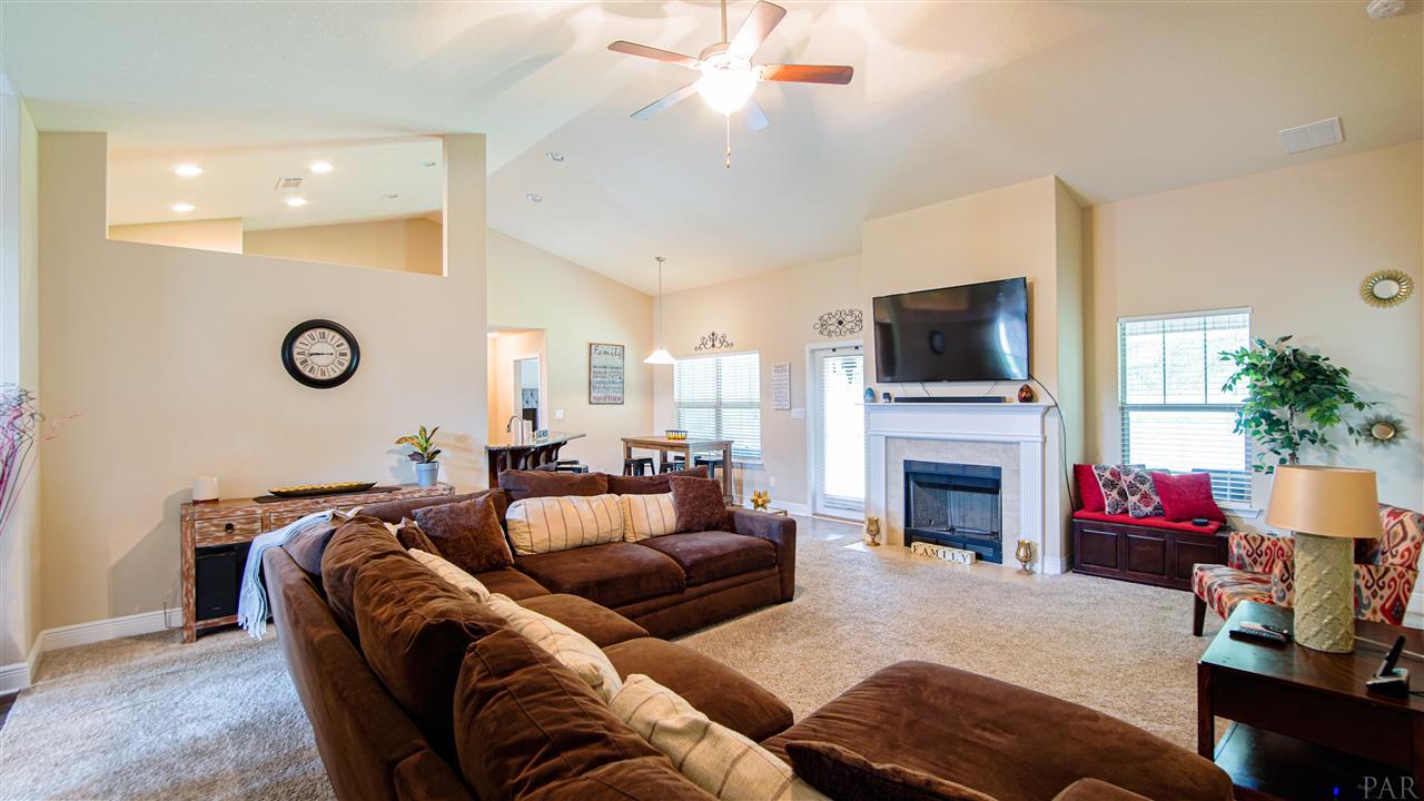 979 Perdido Road Cantonment, FL 32533 - Photo 7 of 49