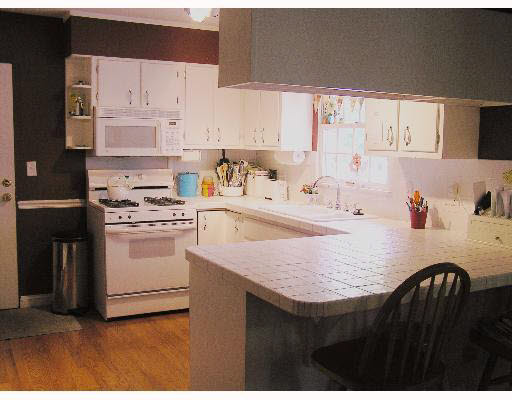 18487 Kern Road South Bend, IN 46614 - Photo 3 of 7 Gallery Image 3
