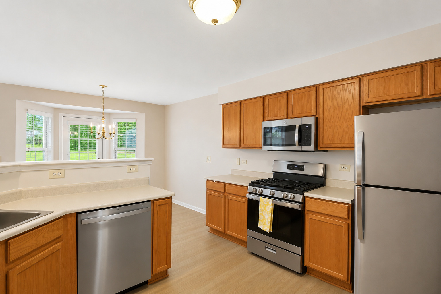 58 Rolling Oaks Road, Unit B Sugar Grove, IL 60554 - Photo 8 of 21