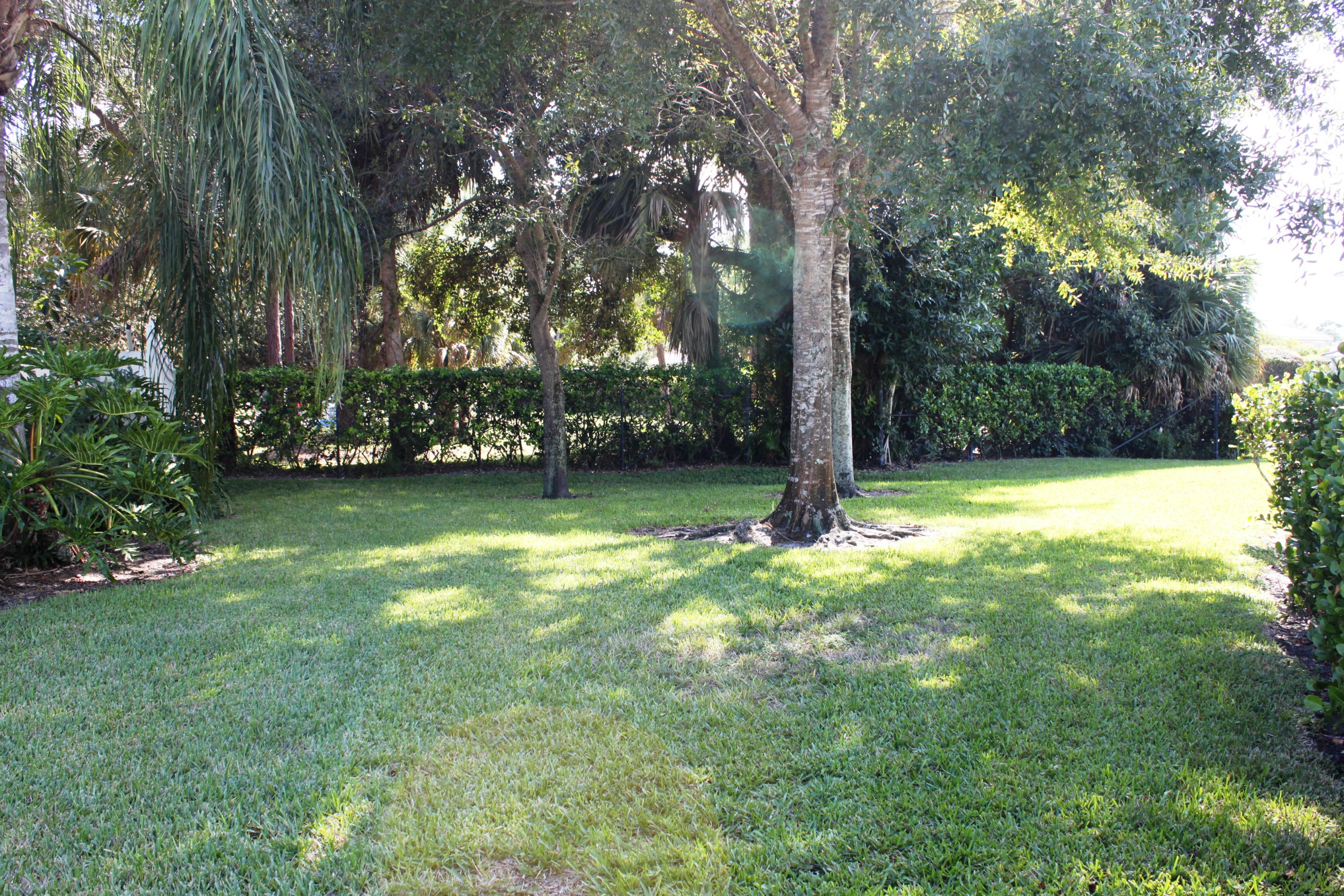 6751 Silver Ridge Lane Greenacres, FL 33413 - Photo 13 of 20 Community Grounds