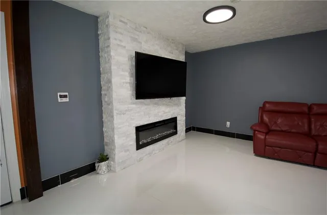 $179,999 | 213 Travis Drive, Westwego, LA 70094