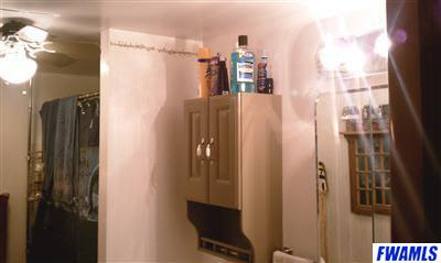 6727 Raintree Road Fort Wayne, IN 46825 - Photo 9 of 22 Gallery Image 9