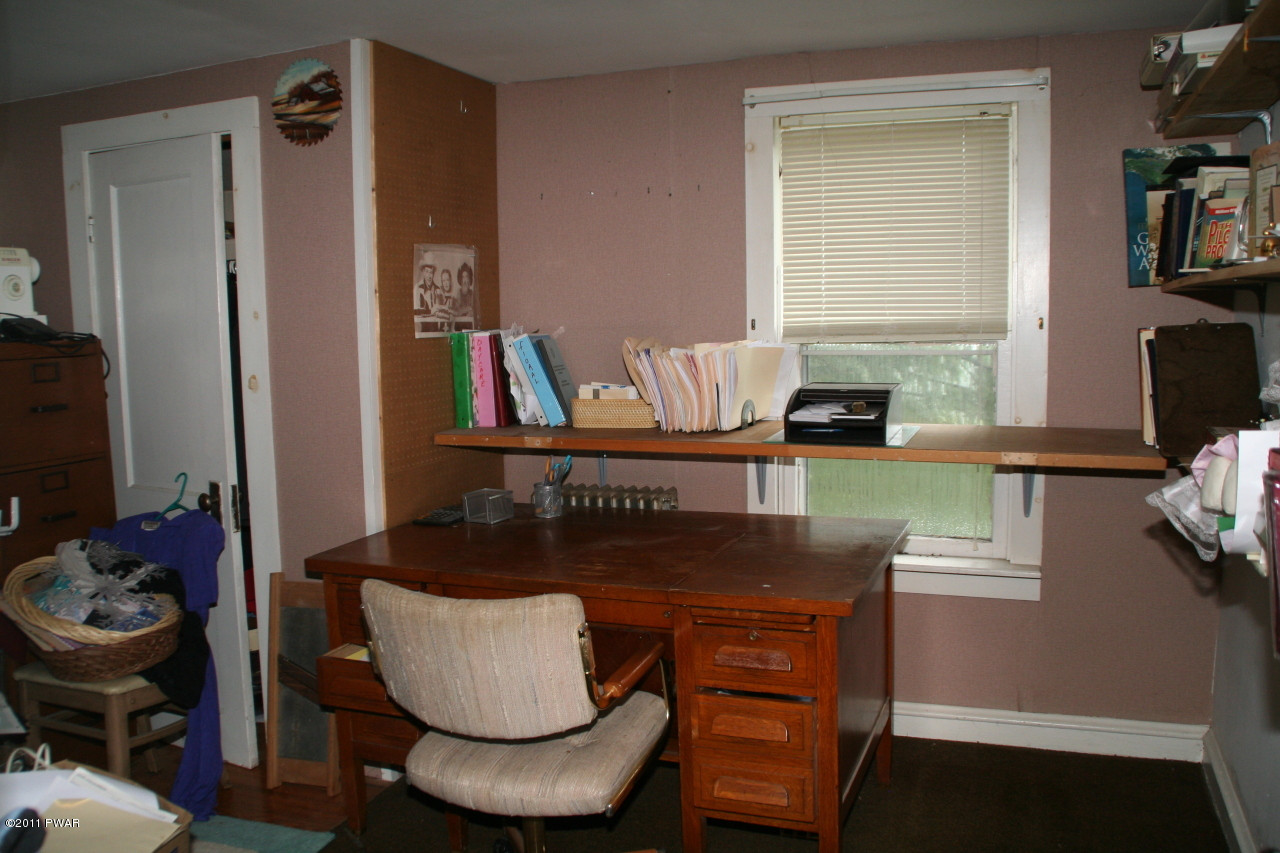 51 Neville Road Moscow, PA 18444 - Photo 16 of 18