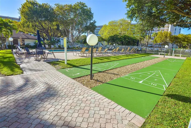 $153,000 | 2661 South Course Drive, Unit 707, Pompano Beach, FL 33069