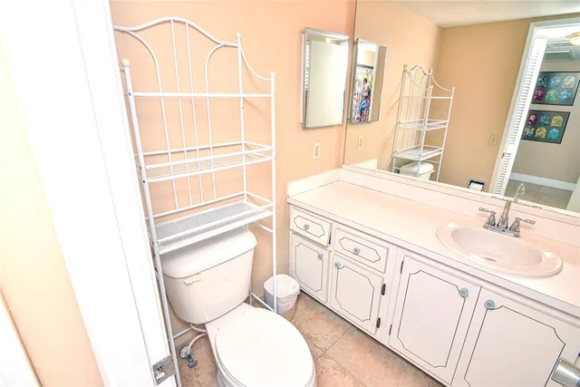 $153,000 | 2661 South Course Drive, Unit 707, Pompano Beach, FL 33069