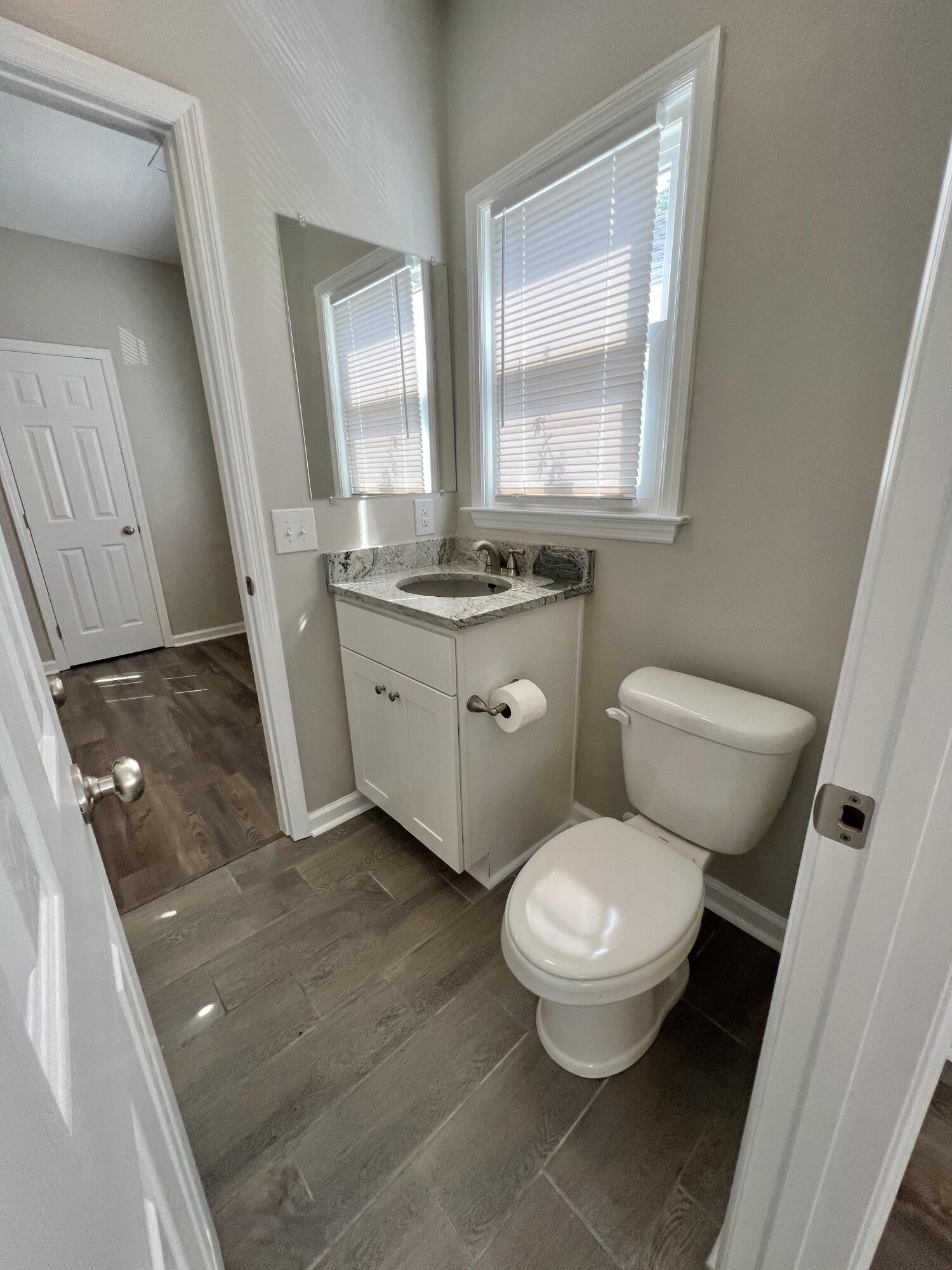 6 Maverick Street Charleston, SC 29403 - Photo 13 of 14