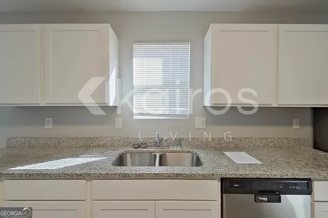 $2,545 | 633 Canal Street, Jefferson, GA 30549