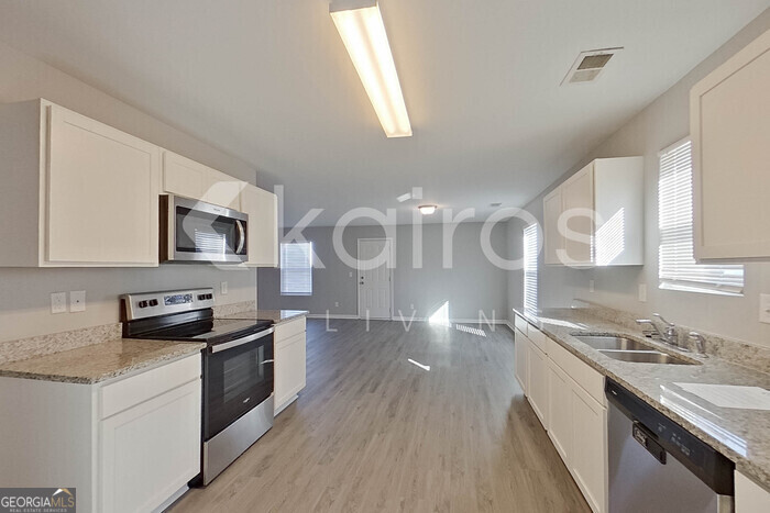 633 Canal Street Jefferson, GA 30549 - Photo 12 of 39