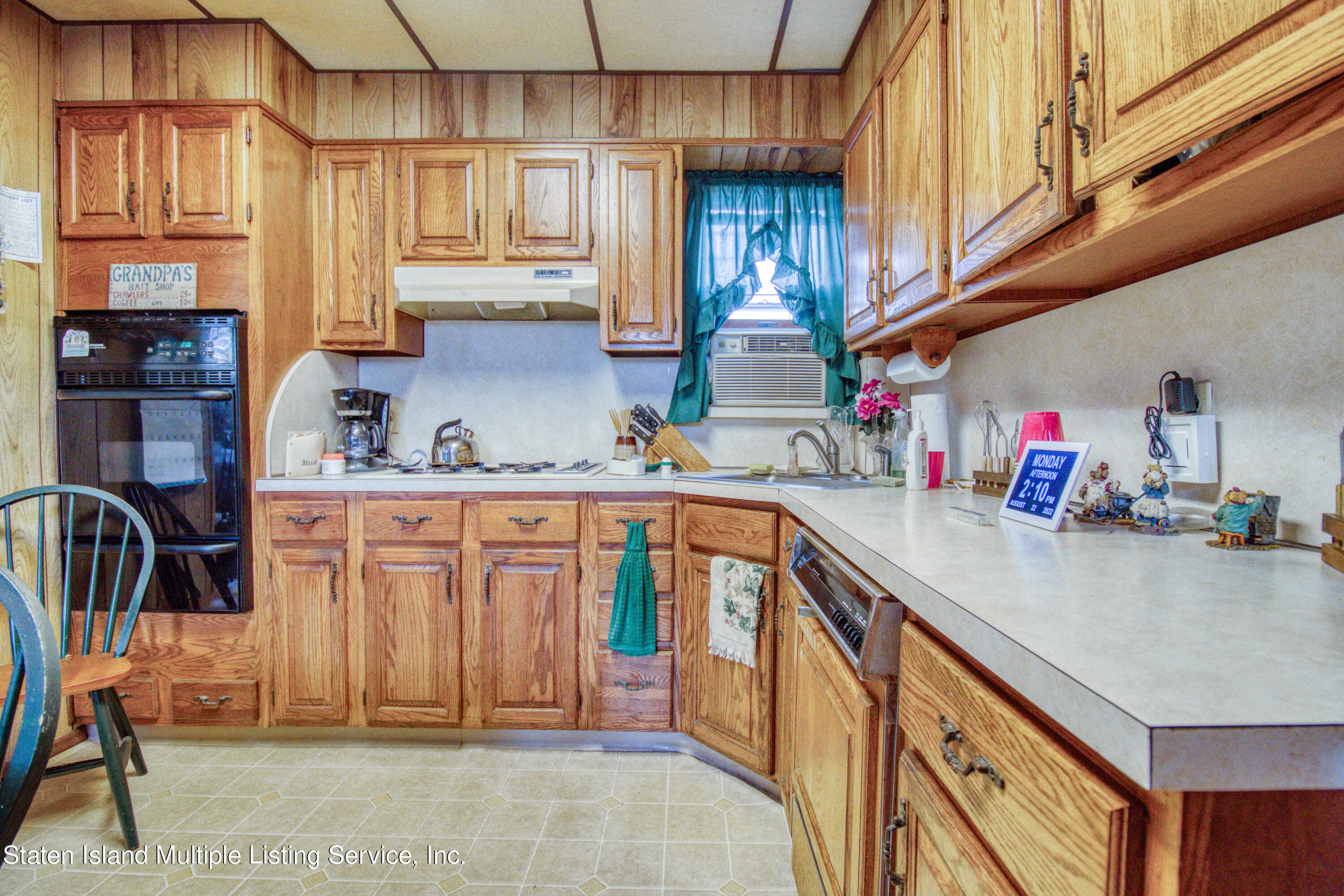 9 Roff Street Staten Island, NY 10304 - Photo 9 of 19 Kitchen