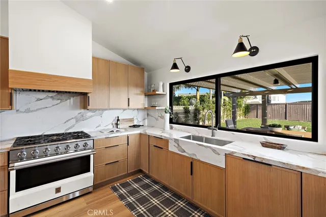 $2,595,000 | 33142 Sea Lion Drive, Dana Point, CA 92629