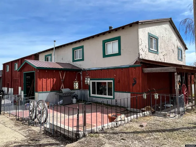 $675,000 | 621 Freeman Avenue, Encampment, WY 82325