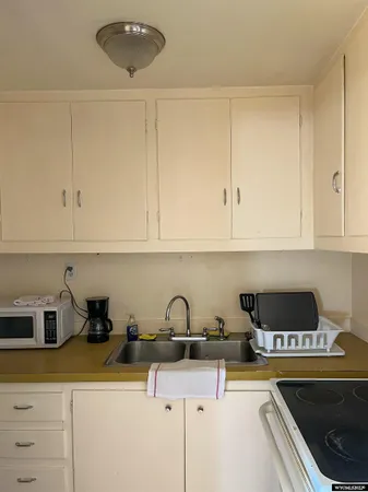 $675,000 | 621 Freeman Avenue, Encampment, WY 82325