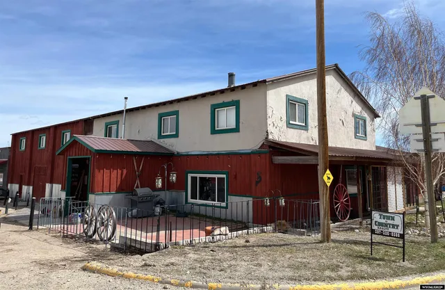 $675,000 | 621 Freeman Avenue, Encampment, WY 82325