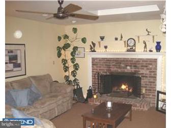 16 Midwood Road Marlton, NJ 08053 - Photo 4 of 11 Family Room