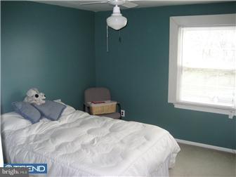 16 Midwood Road Marlton, NJ 08053 - Photo 9 of 11 Bedroom 3
