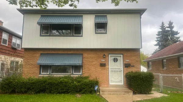 $1,550 | 4052 North 85th Street, Unit LOWR, Milwaukee, WI 53222