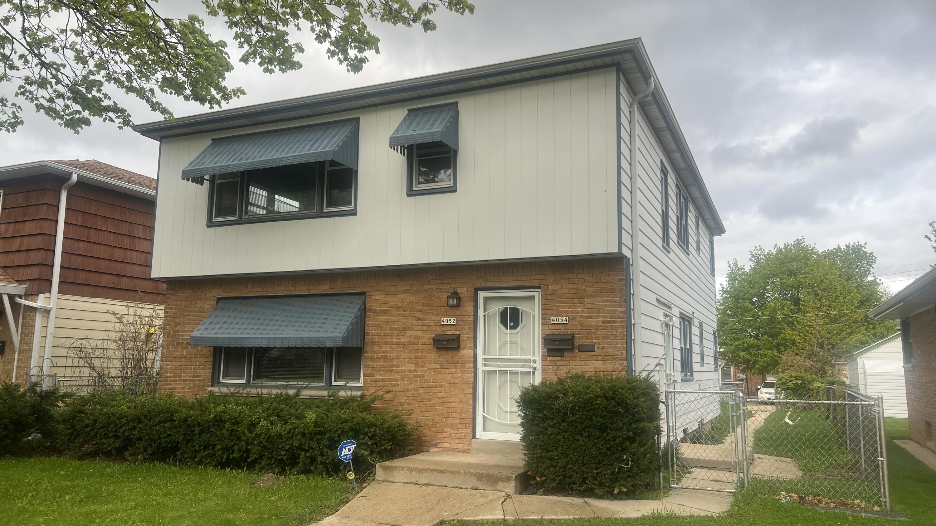 4052 North 85th Street, Unit LOWR Milwaukee, WI 53222 - Photo 2 of 14 original (1)