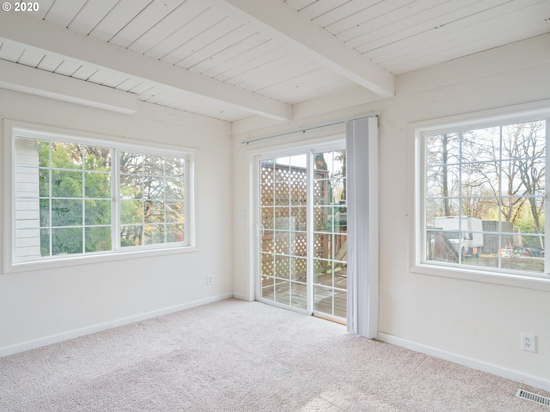 17809 Oatfield Road Gladstone, OR 97027 - Photo 15 of 30 Gallery Image 15