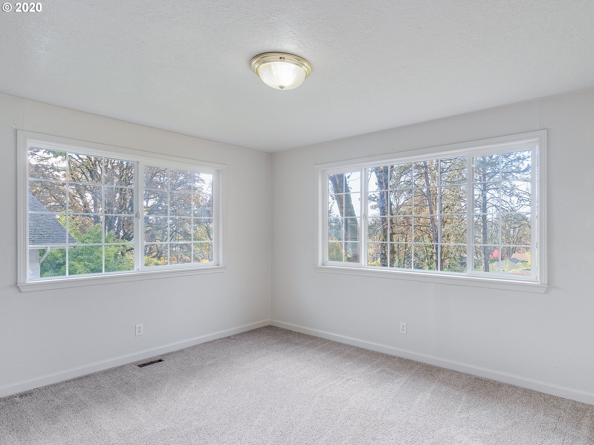 17809 Oatfield Road Gladstone, OR 97027 - Photo 24 of 30 Gallery Image 24