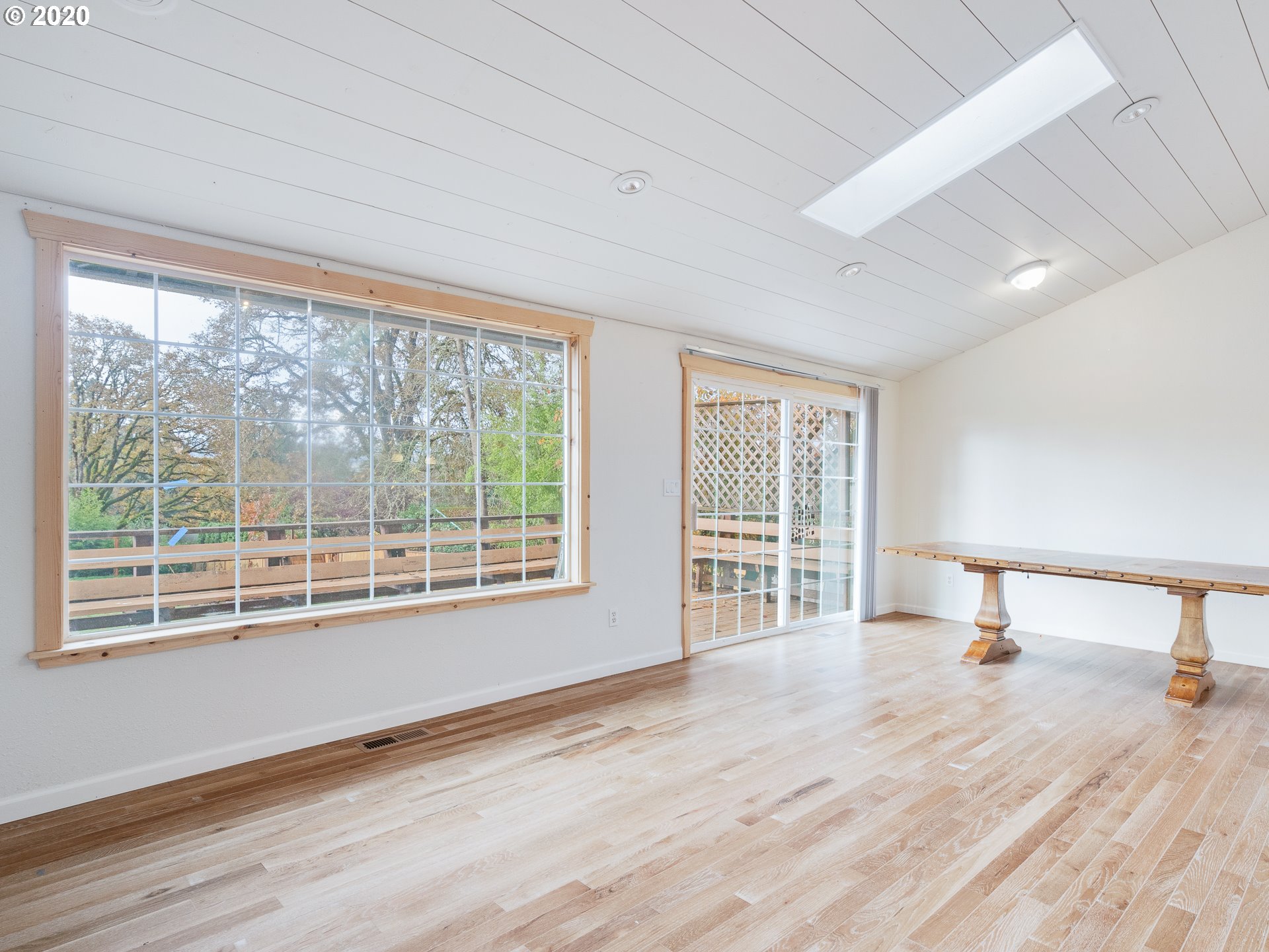 17809 Oatfield Road Gladstone, OR 97027 - Photo 4 of 30 Gallery Image 4