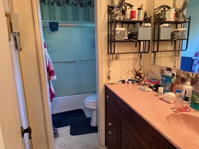 235 Connell Road Vidor, TX 77662 - Photo 29 of 35 a bathroom with a sink a toilet and shower