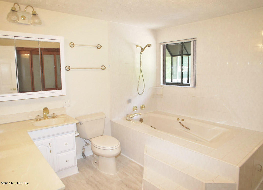 3451 Capper Road Jacksonville, FL 32218 - Photo 15 of 40 Master Bath