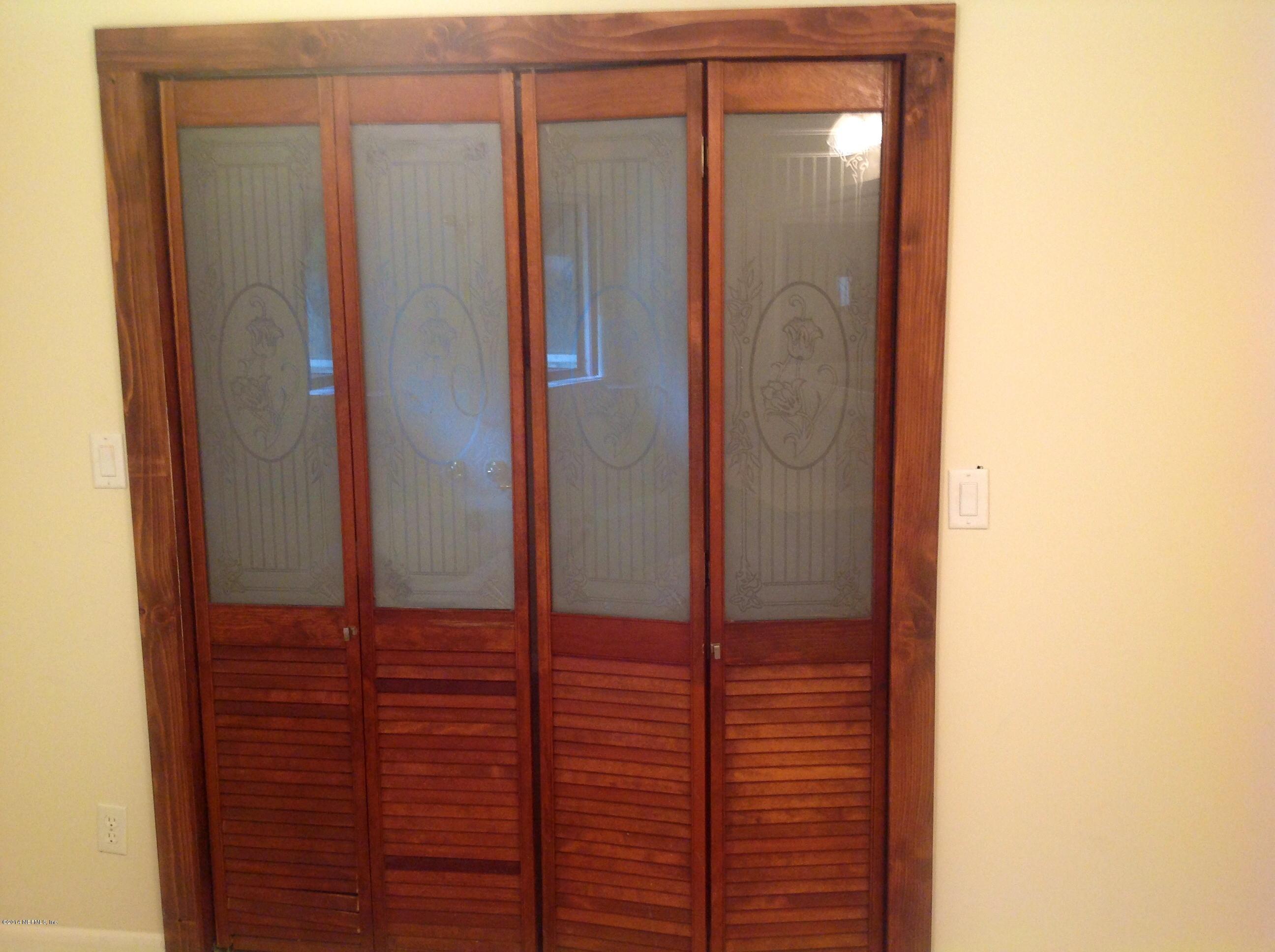 3451 Capper Road Jacksonville, FL 32218 - Photo 18 of 40 Master closet doors