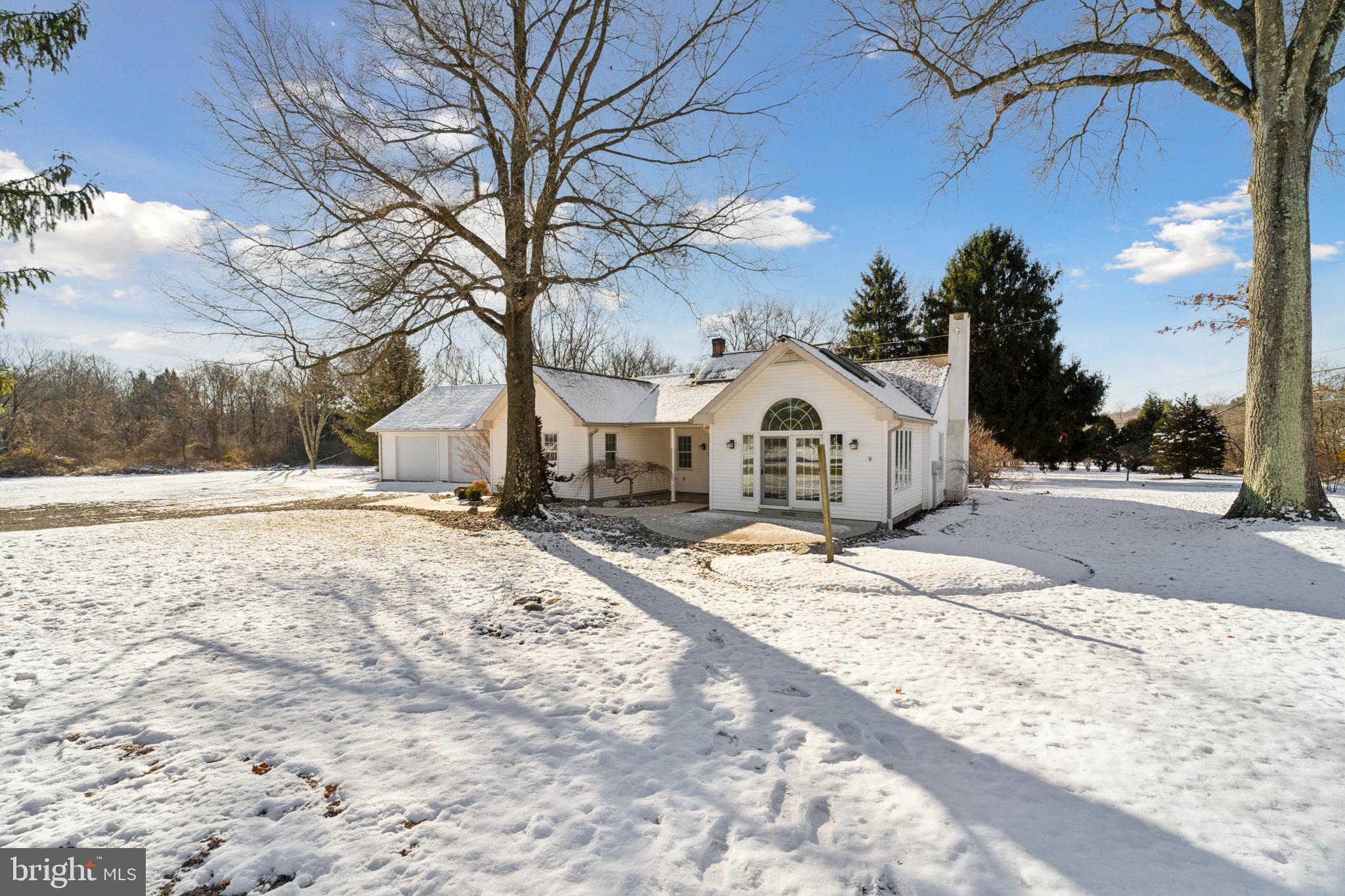 3651 Lower Mountain Road Furlong, PA 18925 - Photo 2 of 36