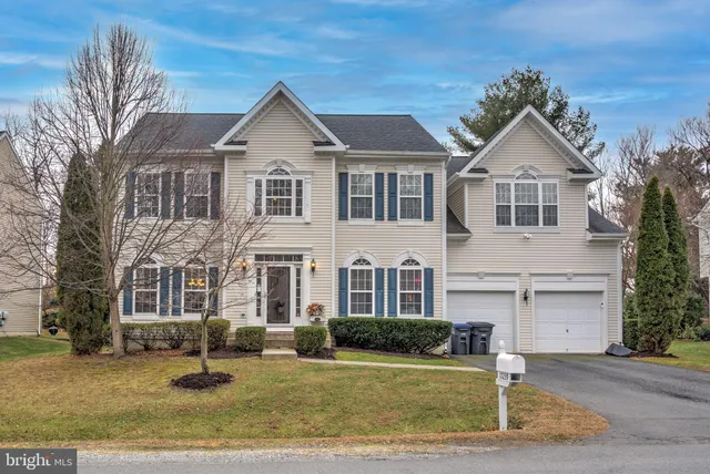 $810,000 | 17239 Greenwood Drive, Round Hill, VA 20141
