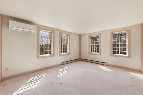 $899,000 | 29 Kona Farm Road, Moultonborough, NH 03254