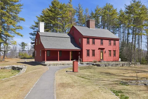$899,000 | 29 Kona Farm Road, Moultonborough, NH 03254
