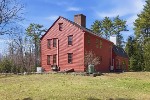 $899,000 | 29 Kona Farm Road, Moultonborough, NH 03254